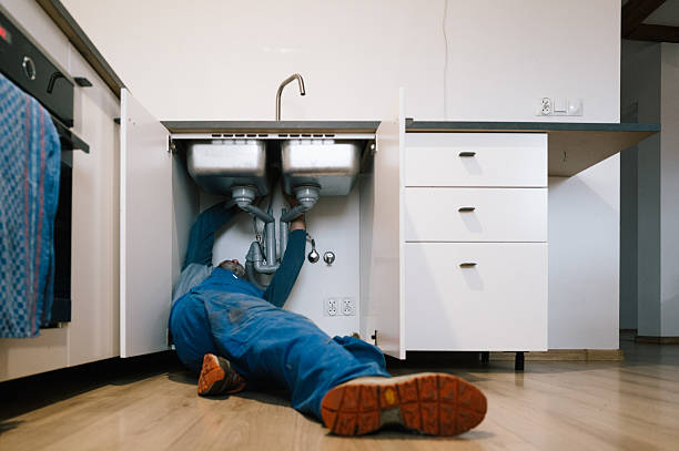 Professional Plumbing technician working in Arcadia, IN